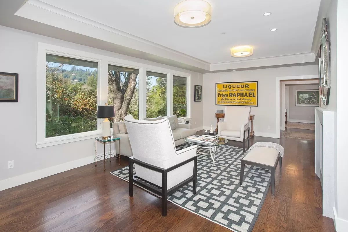 27 Evergreen Dr
