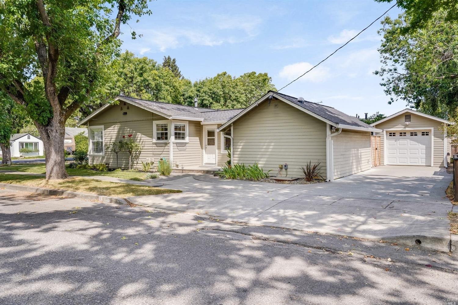 Hartson, Napa
