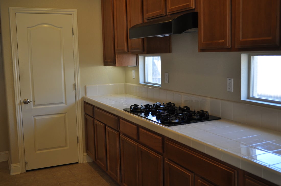 Short Sale in West Sacramento! 3855 Otay St. West Sacramento, CA 95691