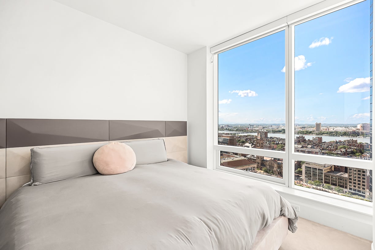 430 Stuart Street Unit 23E