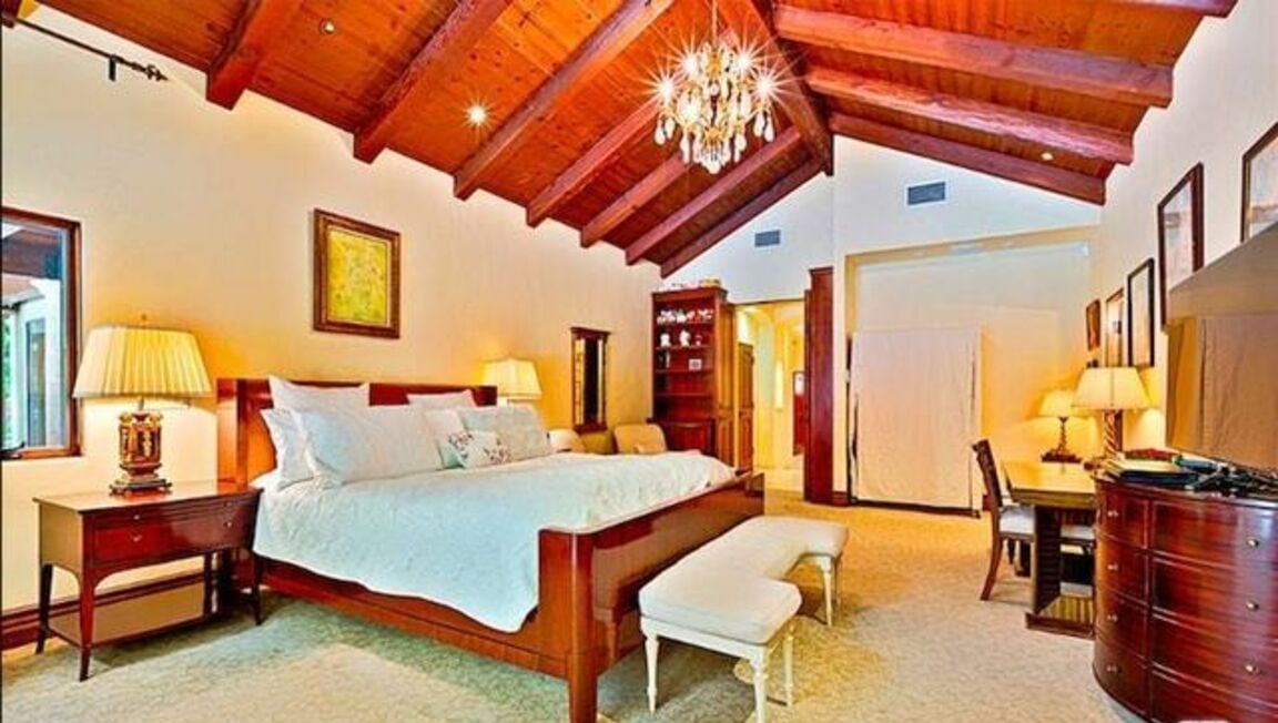 Zenith Crest, Summit Cir, 90210