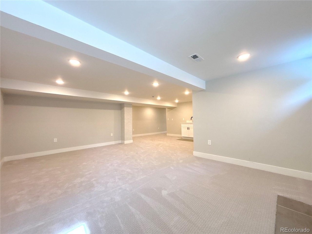 1768 Krameria St