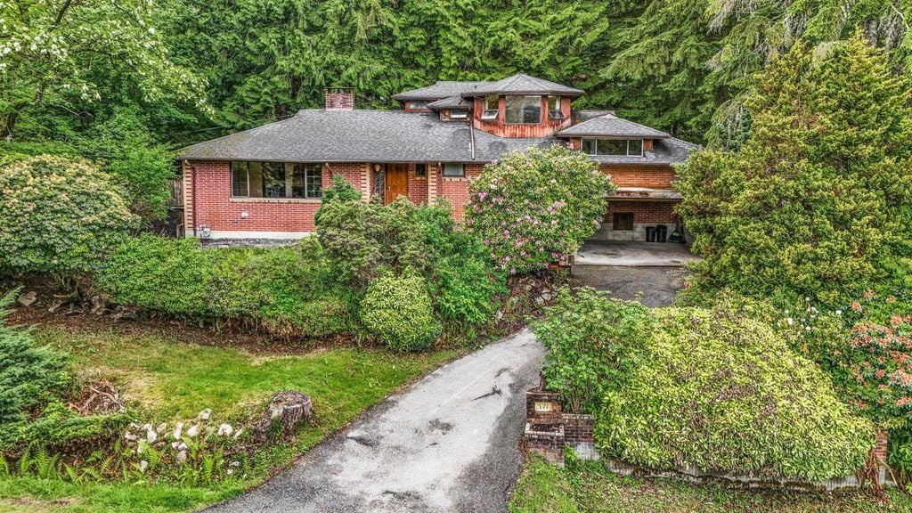 571 Glenross Rd