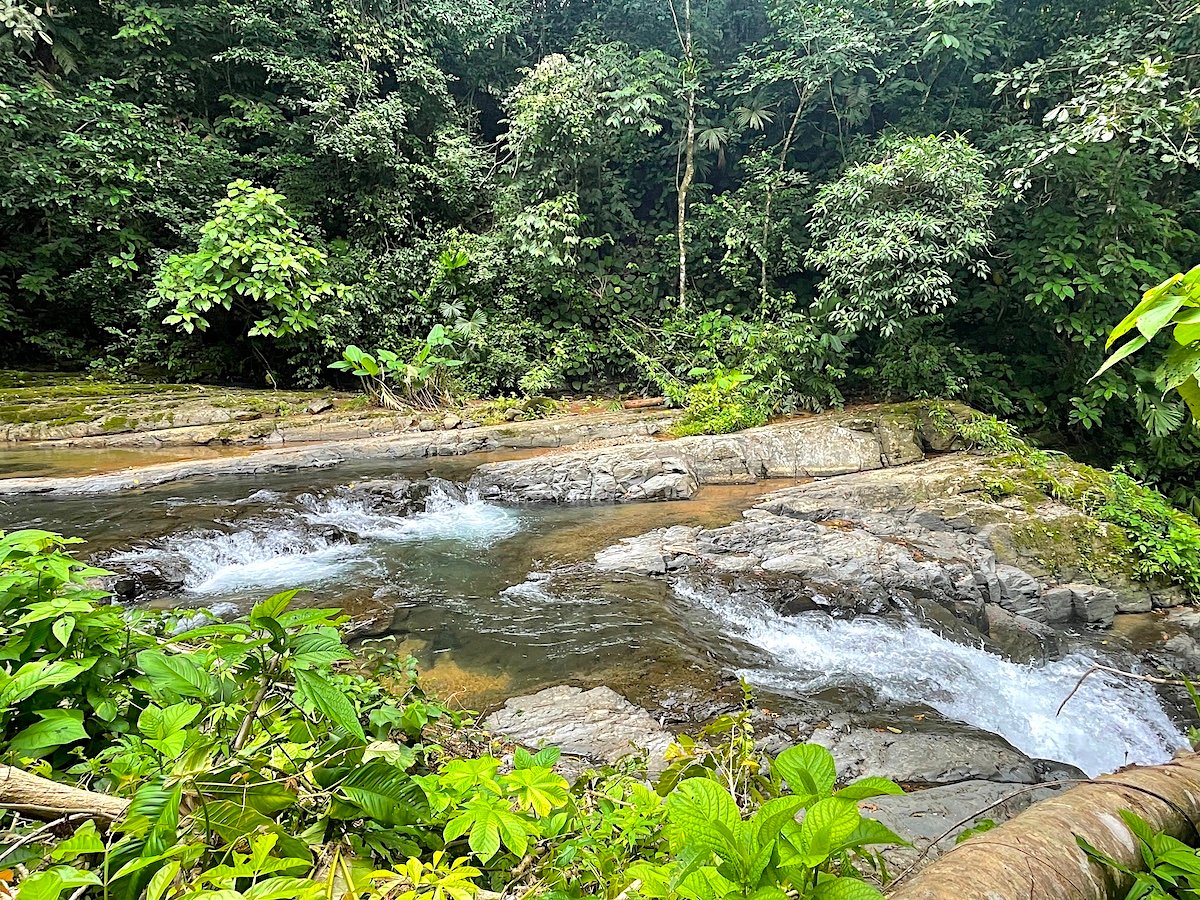 UVITA LAND WITH MULTIPLE BUILDING PADS – 25 ACRES