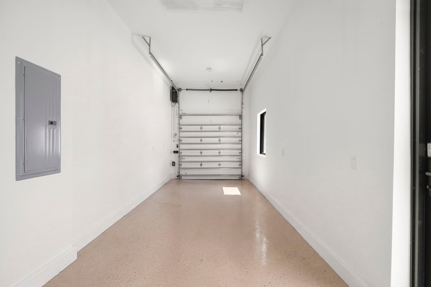 325 W 63rd St