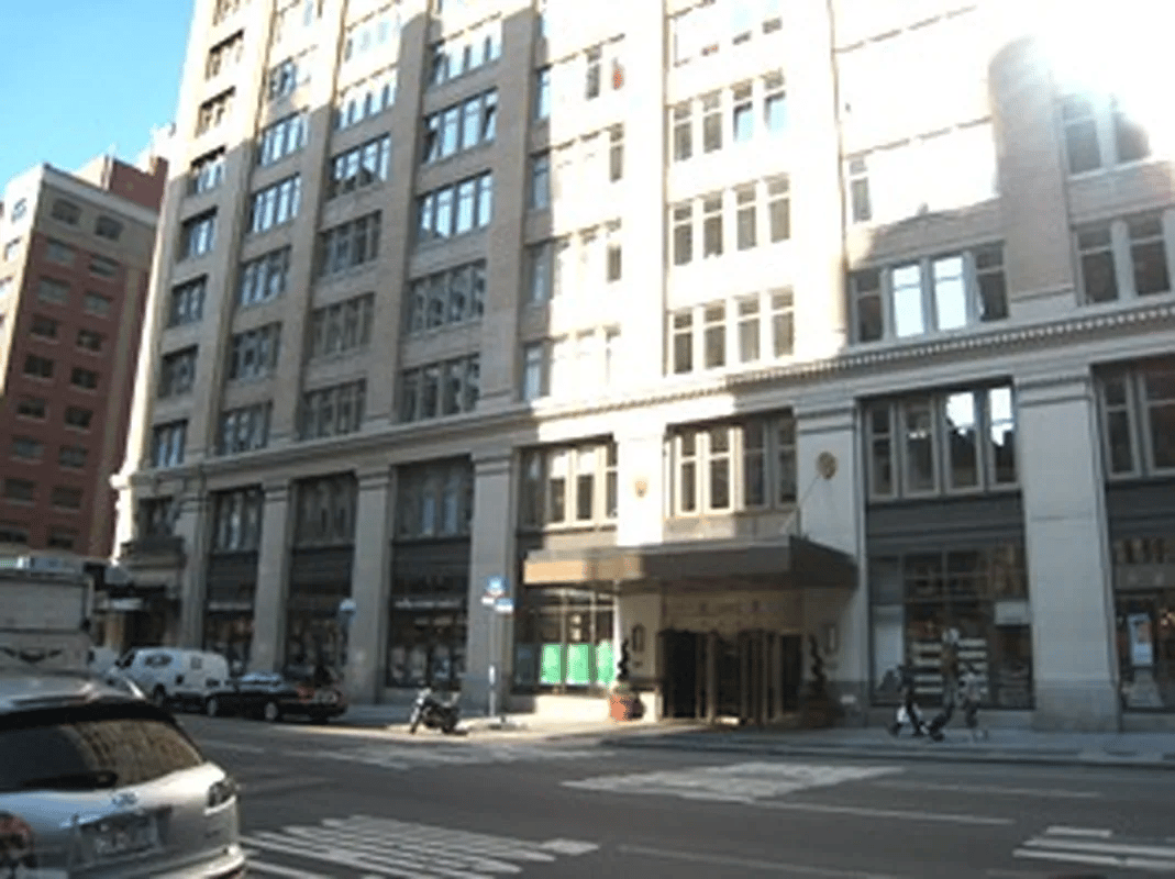 252 Seventh Avenue #16M