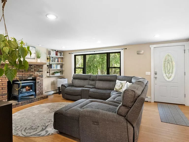 146 Wildwood Rd