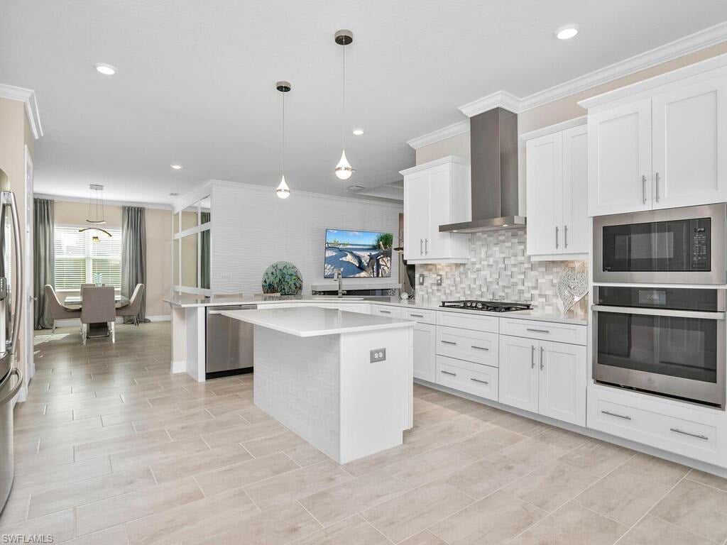 13488 Blue Bay Cir