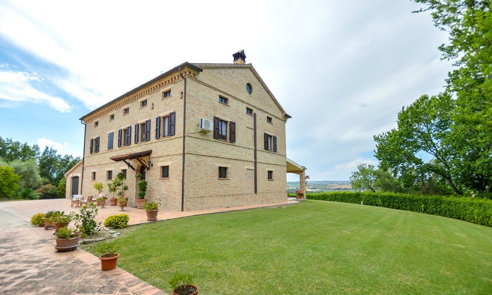 Country Home with Outstanding Views