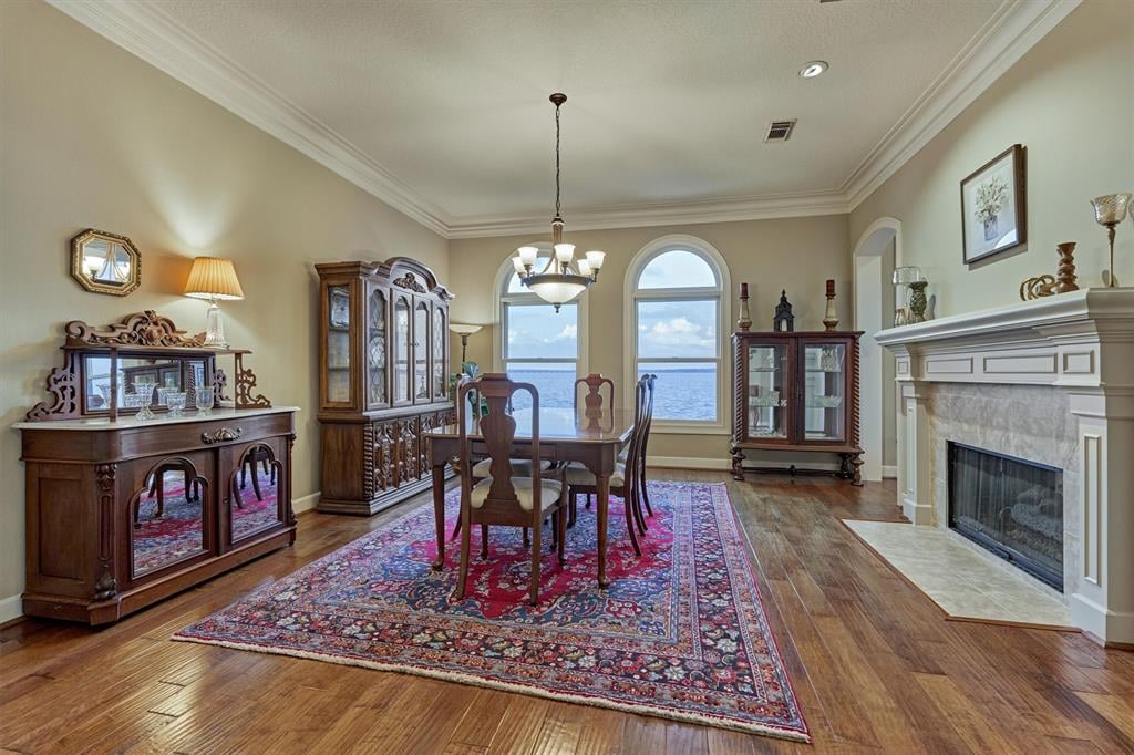 423 Edgewood Dr