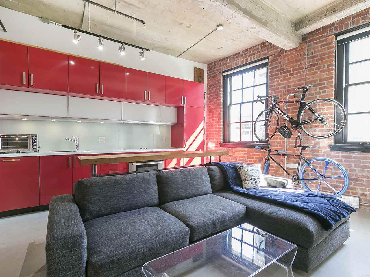310-546 Beatty St