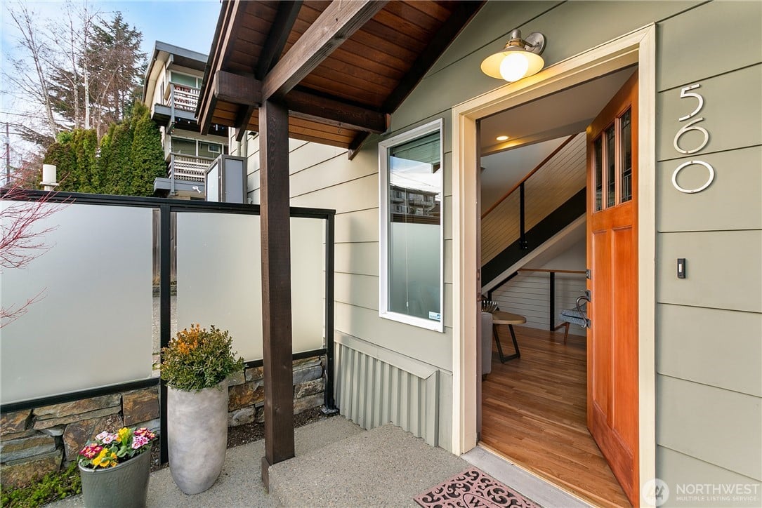 560 Highland Drive
