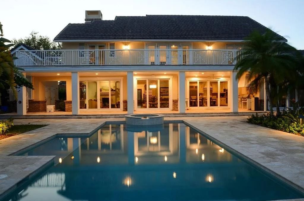 132 Anchor Dr
