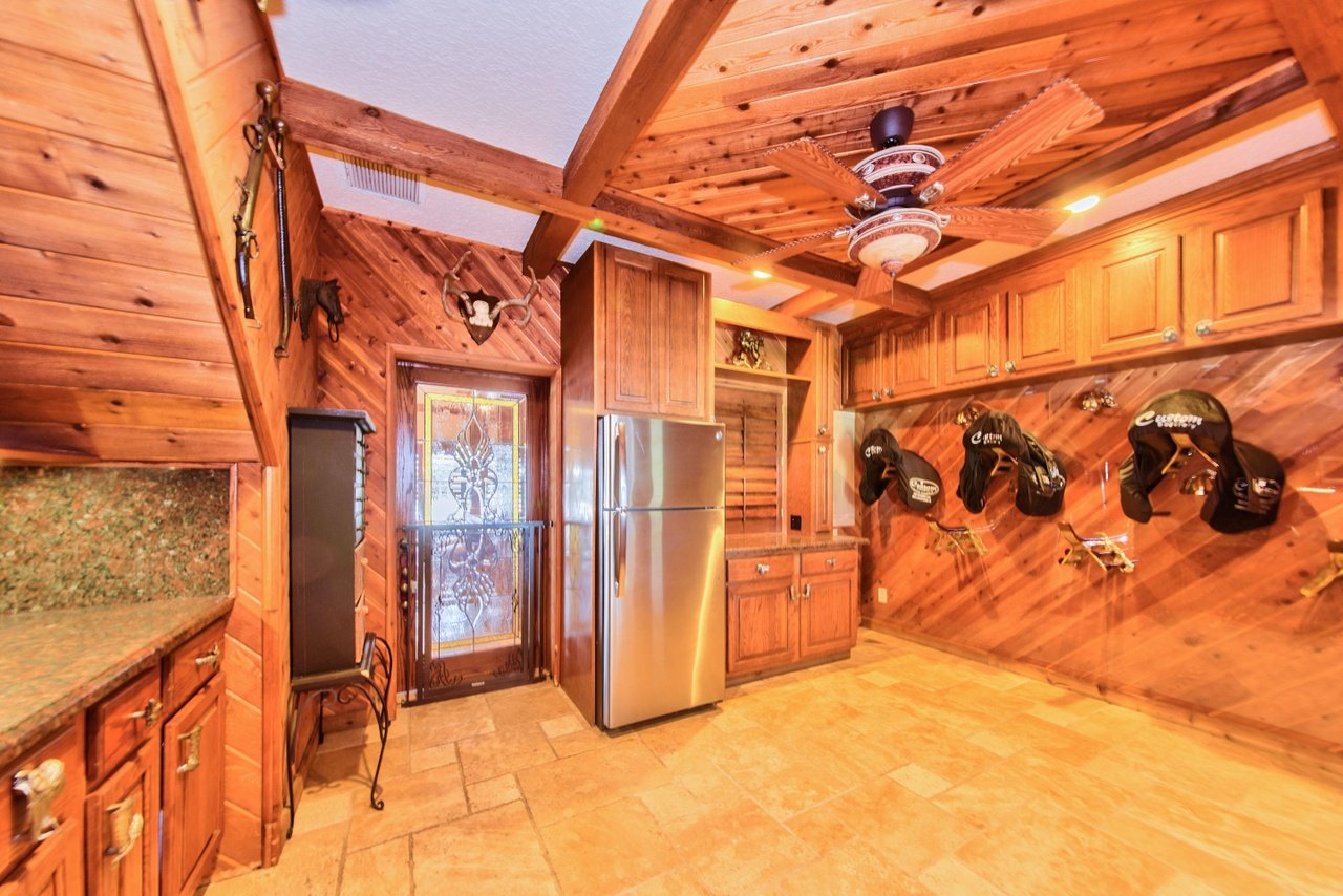 4481 Garden Point Trl