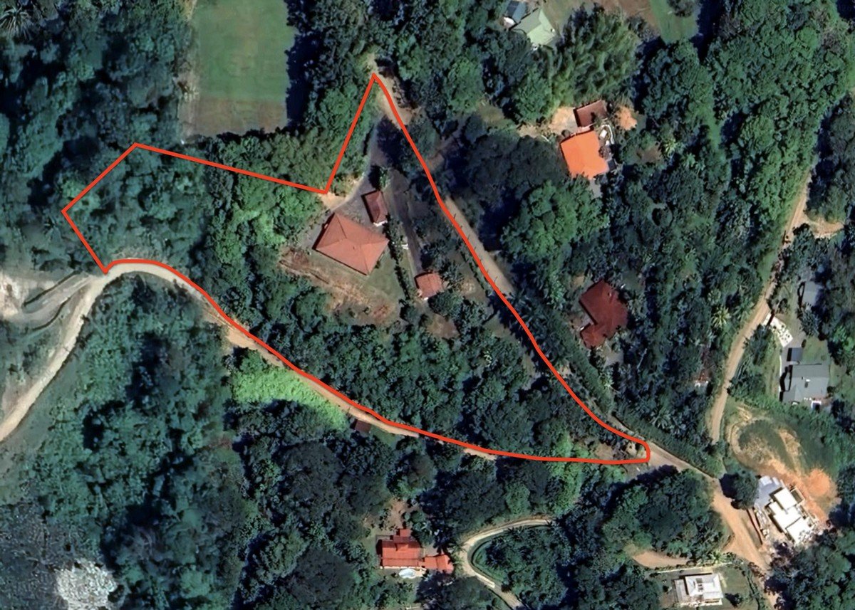 3.64 ACRES – 3 Bedroom Home With Expansive Ocean Views, Multiple Areas to Build, Public Road With Commercial Potential, 10min to the Beach!!