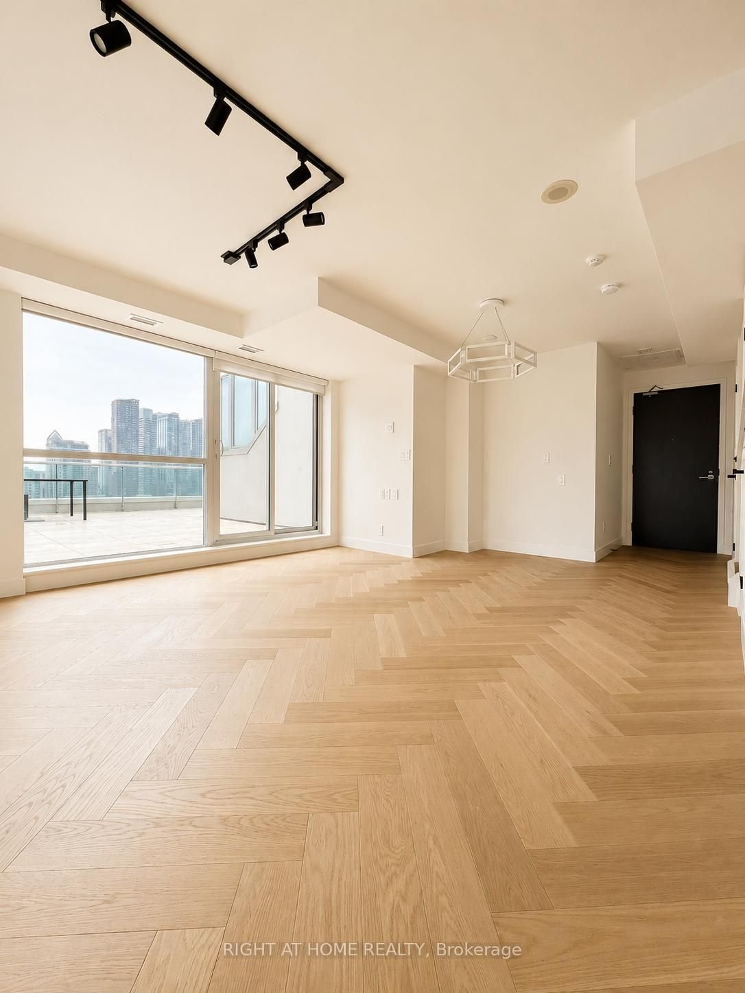 PENTHOUSE AT 9T6