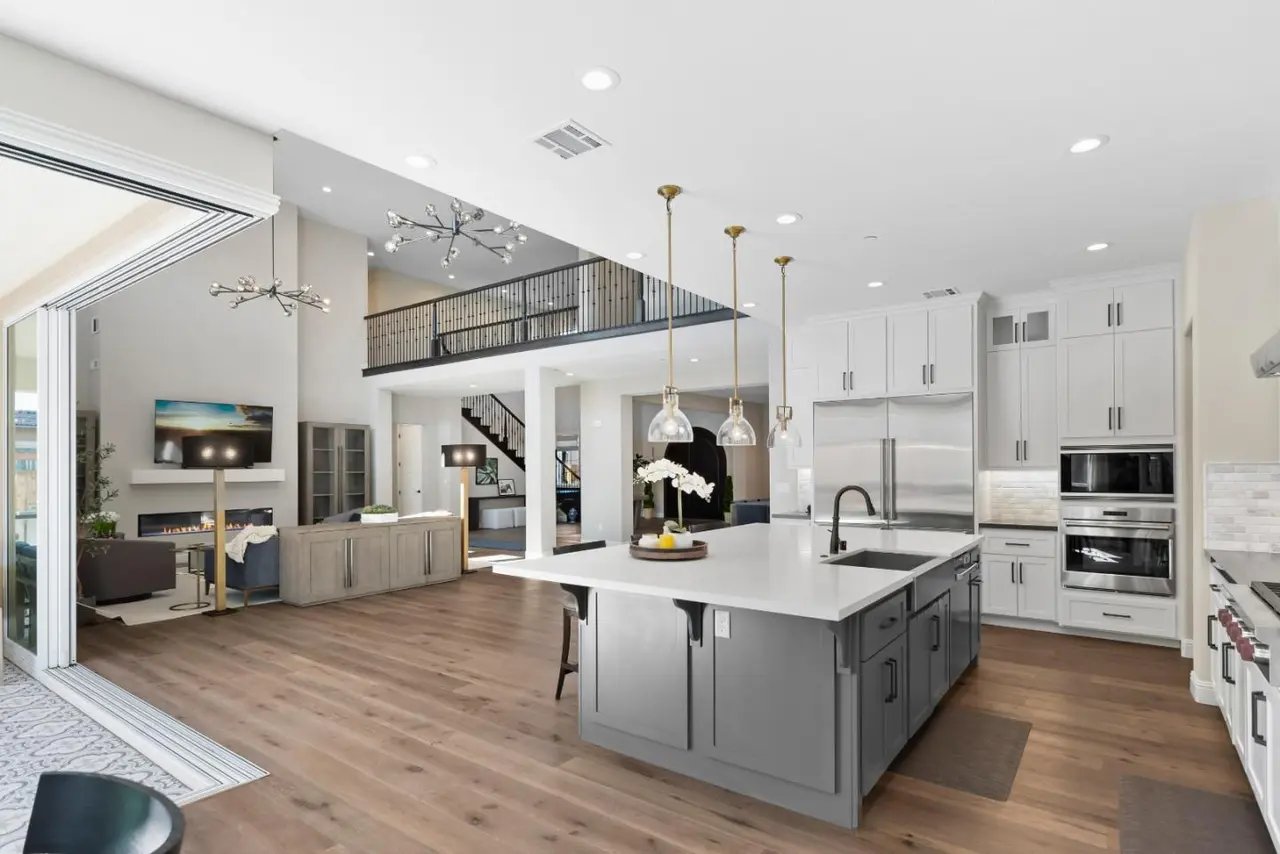 18600 Corte Arcangel