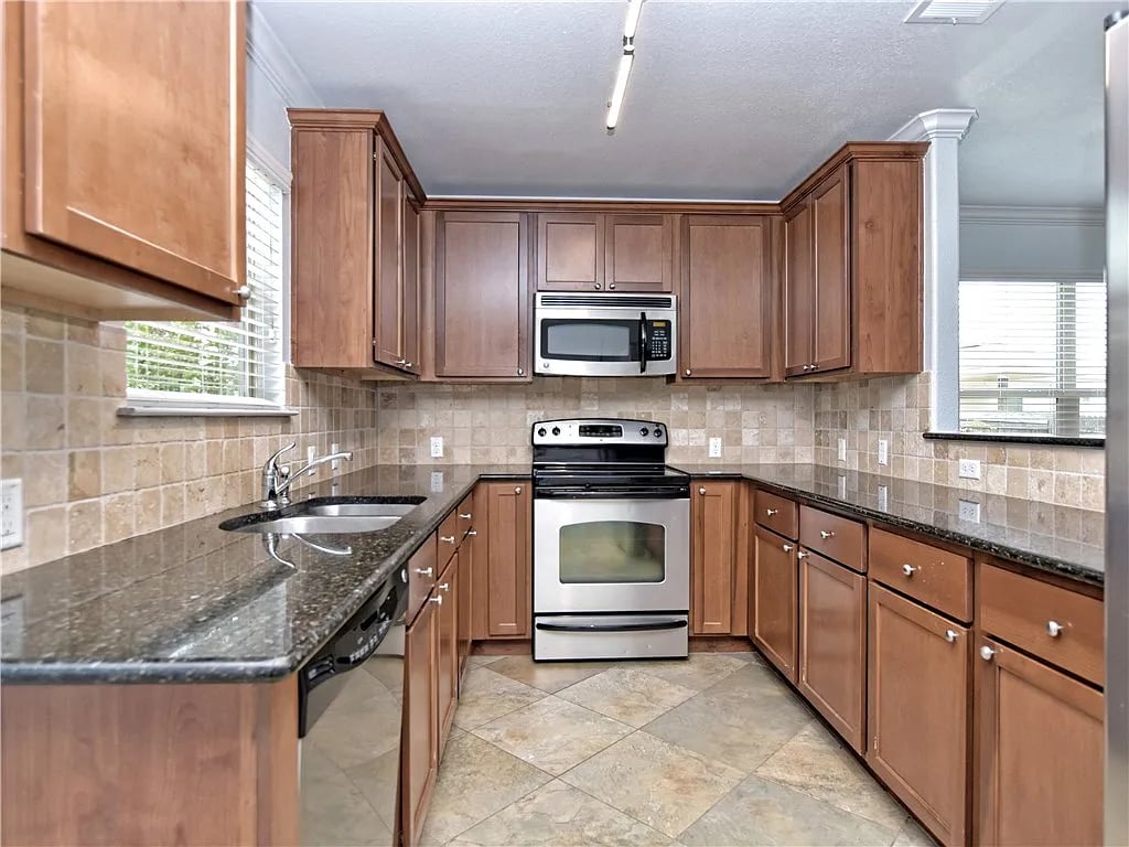 500 Mourning Dove Ln