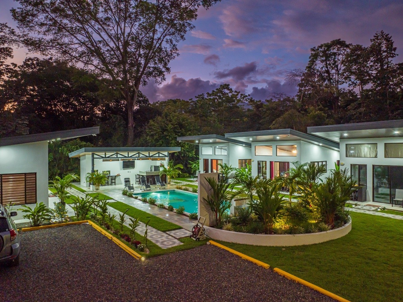 Incredible turnkey investment opportunity, 3 Rental villas, and a 2 Bedroom Home with a large pool.