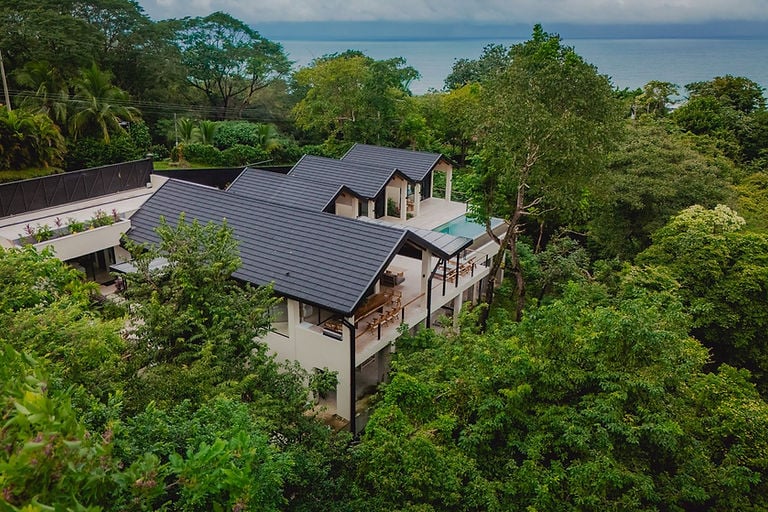 Villa Bahia Oceanview Designer Retreat