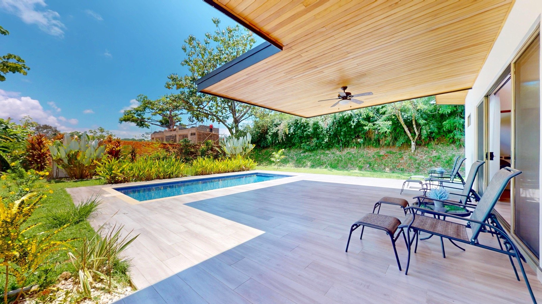 Modern 3-Bedroom Home with Pool in Gated Community, Ojochal, Costa Rica