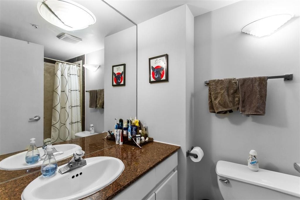1050 Burrard St, #1606