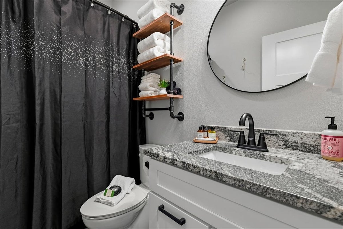 11- Unit Boutique Short Term Rental