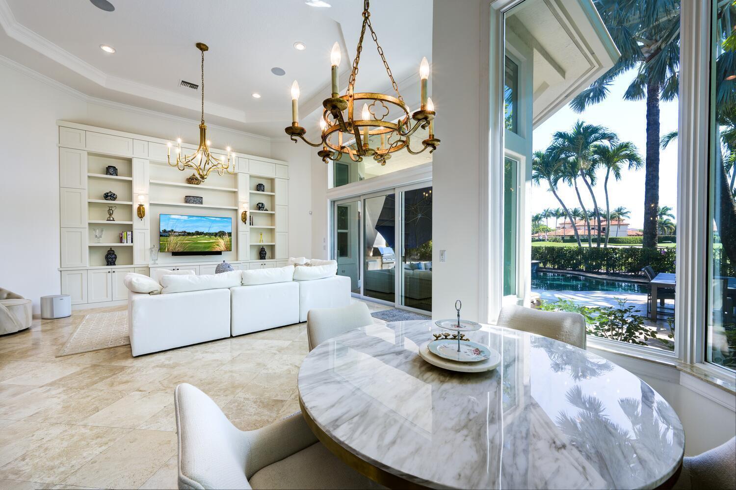 538 Les Jardin Dr
