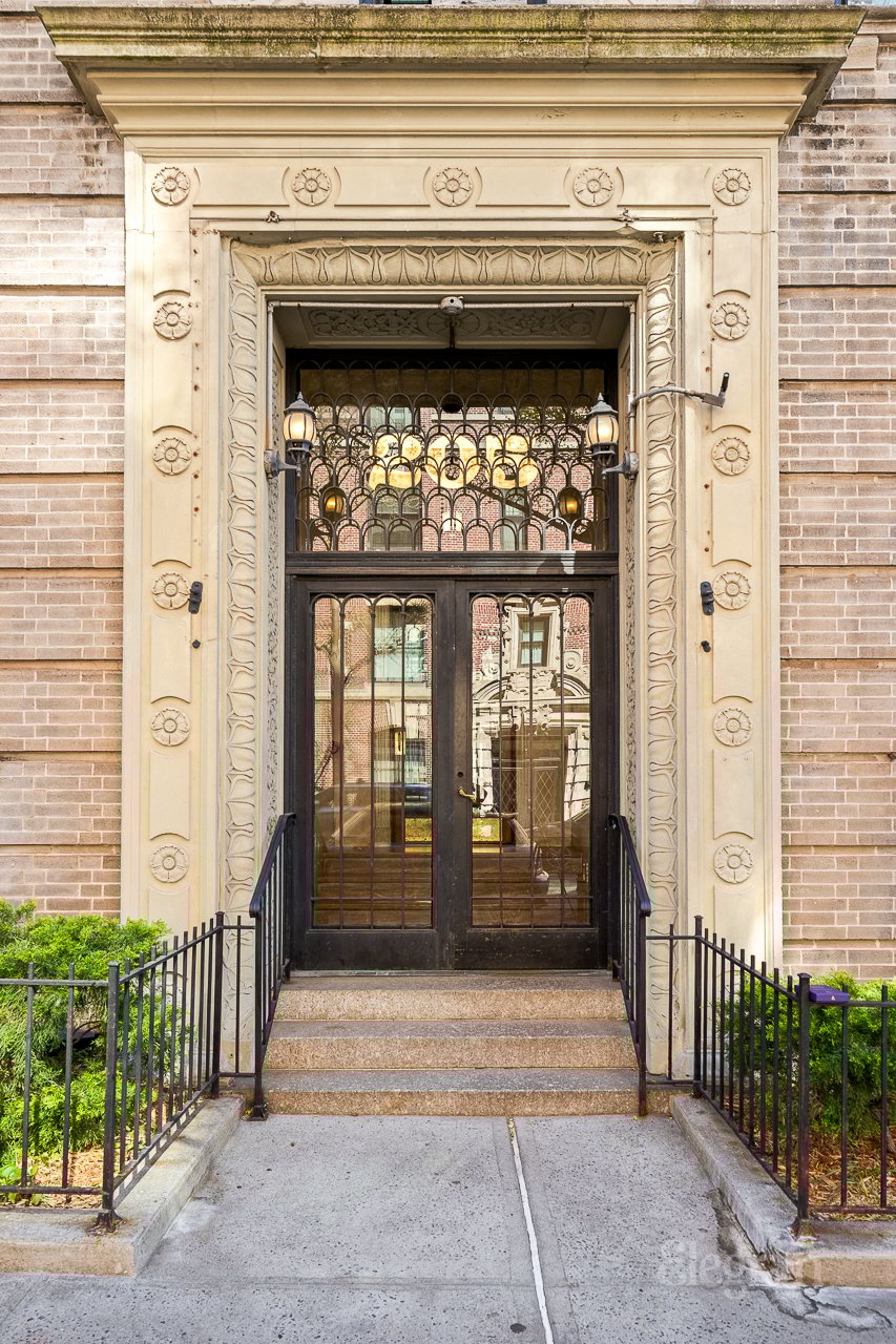 205 Hicks Street