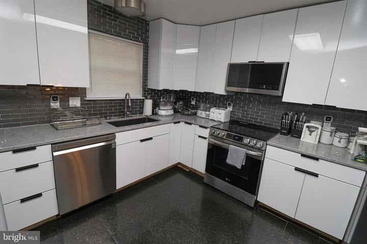 9406 Painted Tree Drive