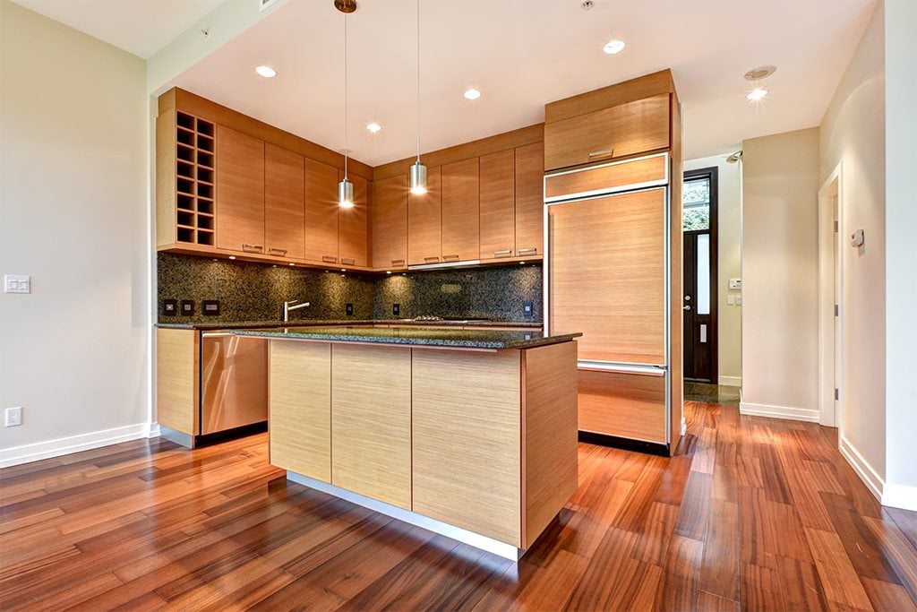 1955 Alberni St