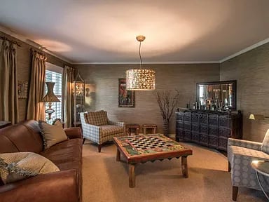 1311 Lake Shore Dr N
