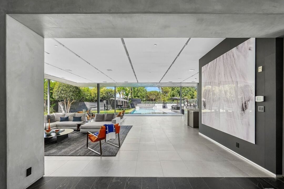 Nova Heights, Loma Vista Dr, 90210