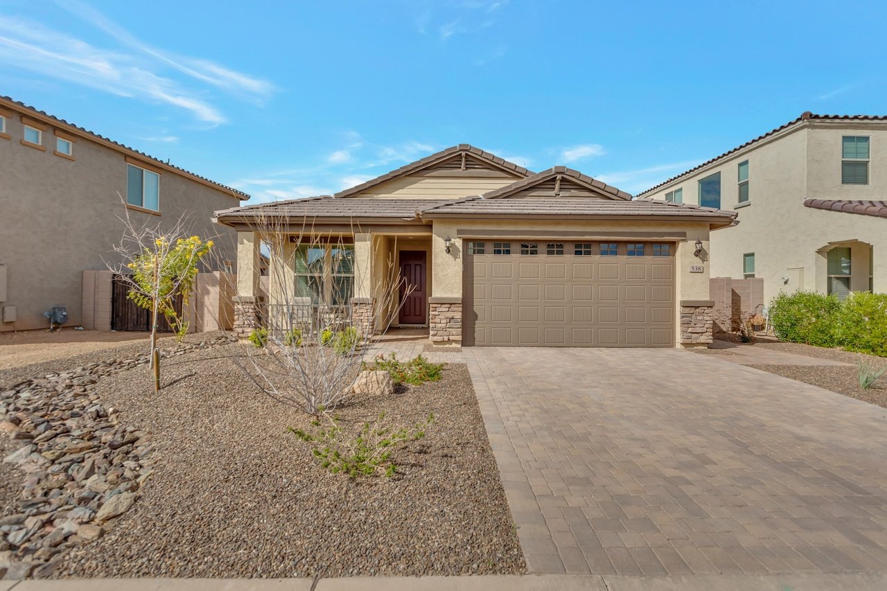 538 E Balao Dr