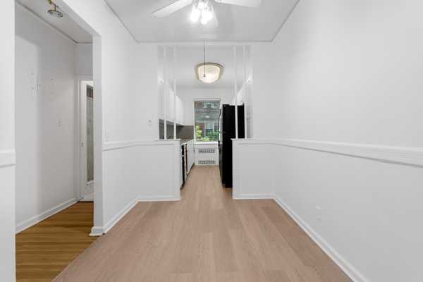 915 E 17th Street 116