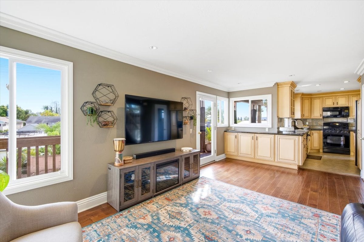 23956 Copenhagen St, Mission Viejo, CA 92691