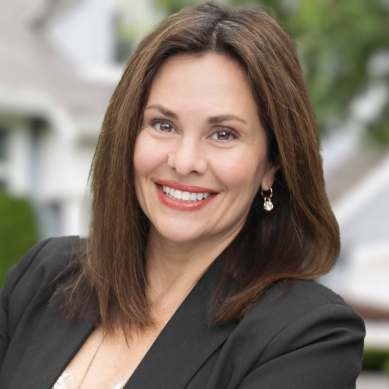 Pamela  Decker photo