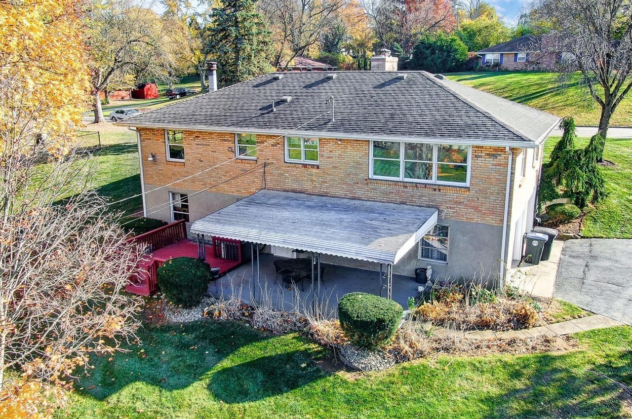 145 Davis Rd