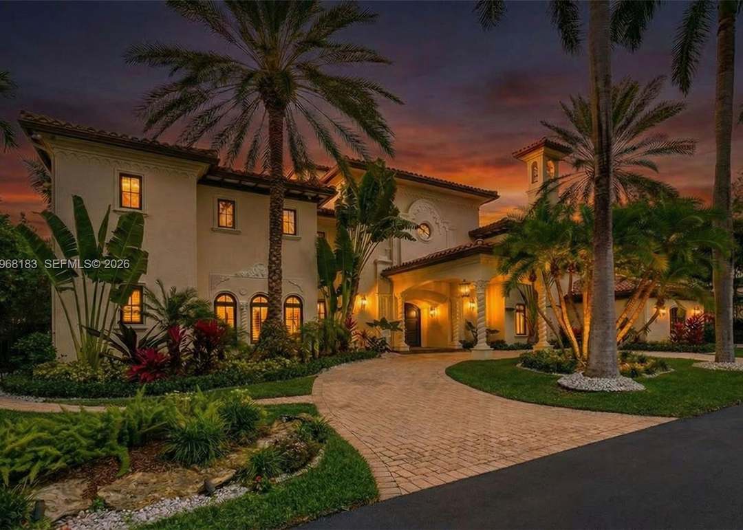 628 Coral Way