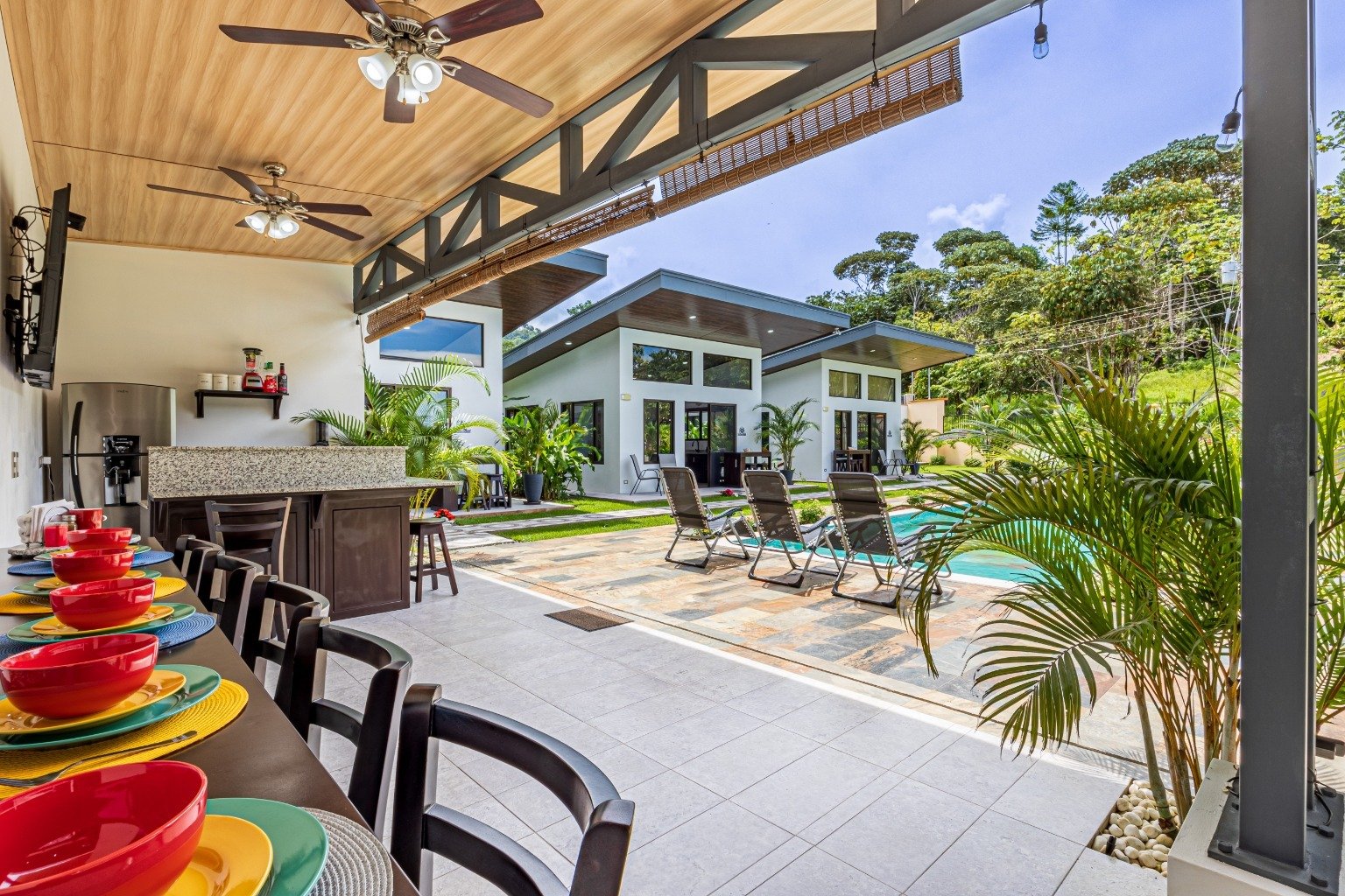 Incredible turnkey investment opportunity, 3 Rental villas, and a 2 Bedroom Home with a large pool.