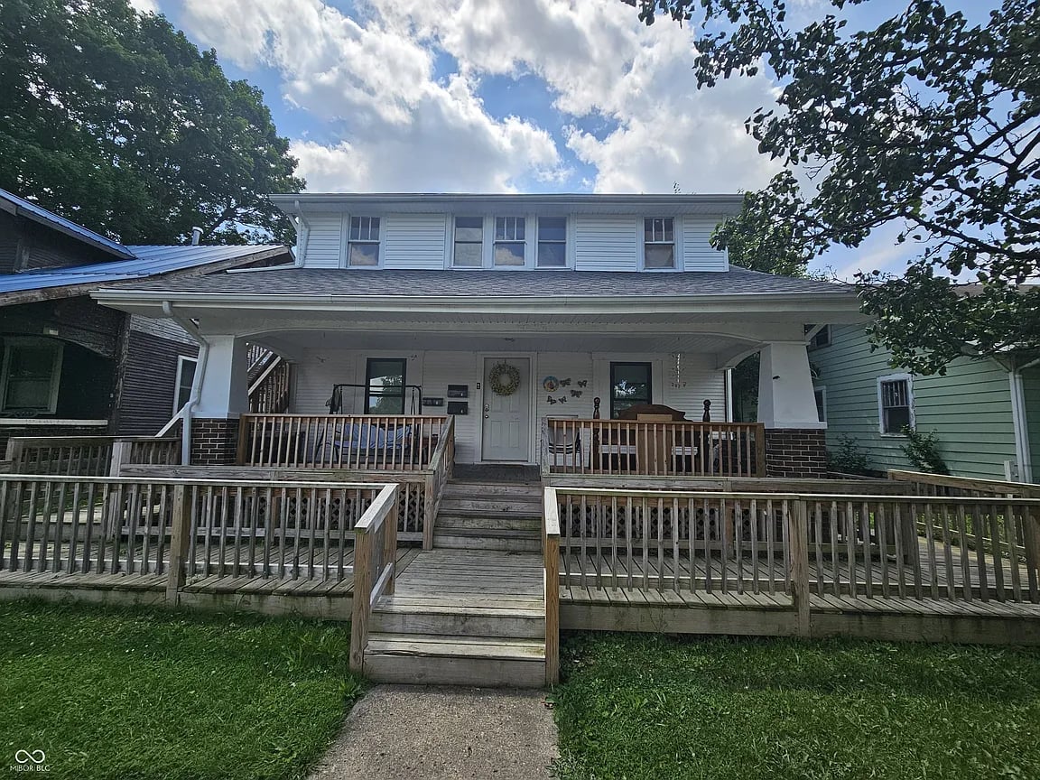 1319 W Kilgore Avenue | 3 Units