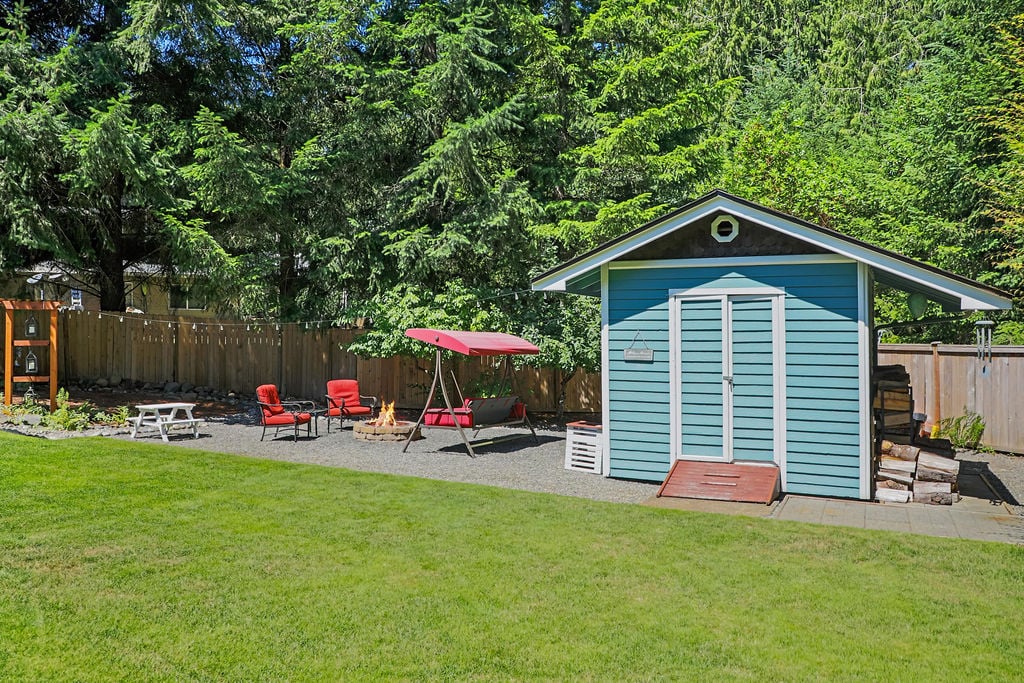 2147 Dunrobin Lane E