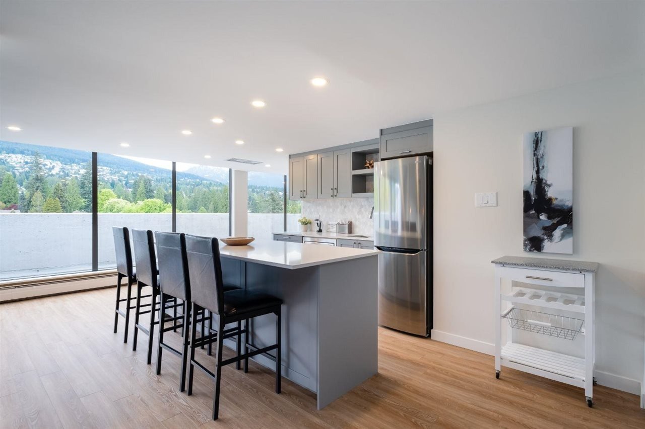 1745 Esquimalt Ave, #804