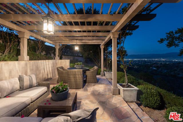 13337 Mulholland DR