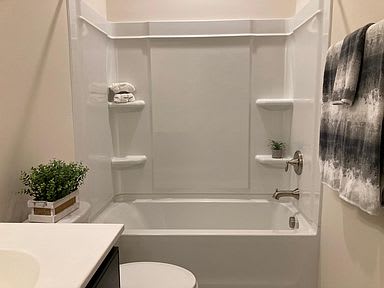 4008 Reedybrook Crossing