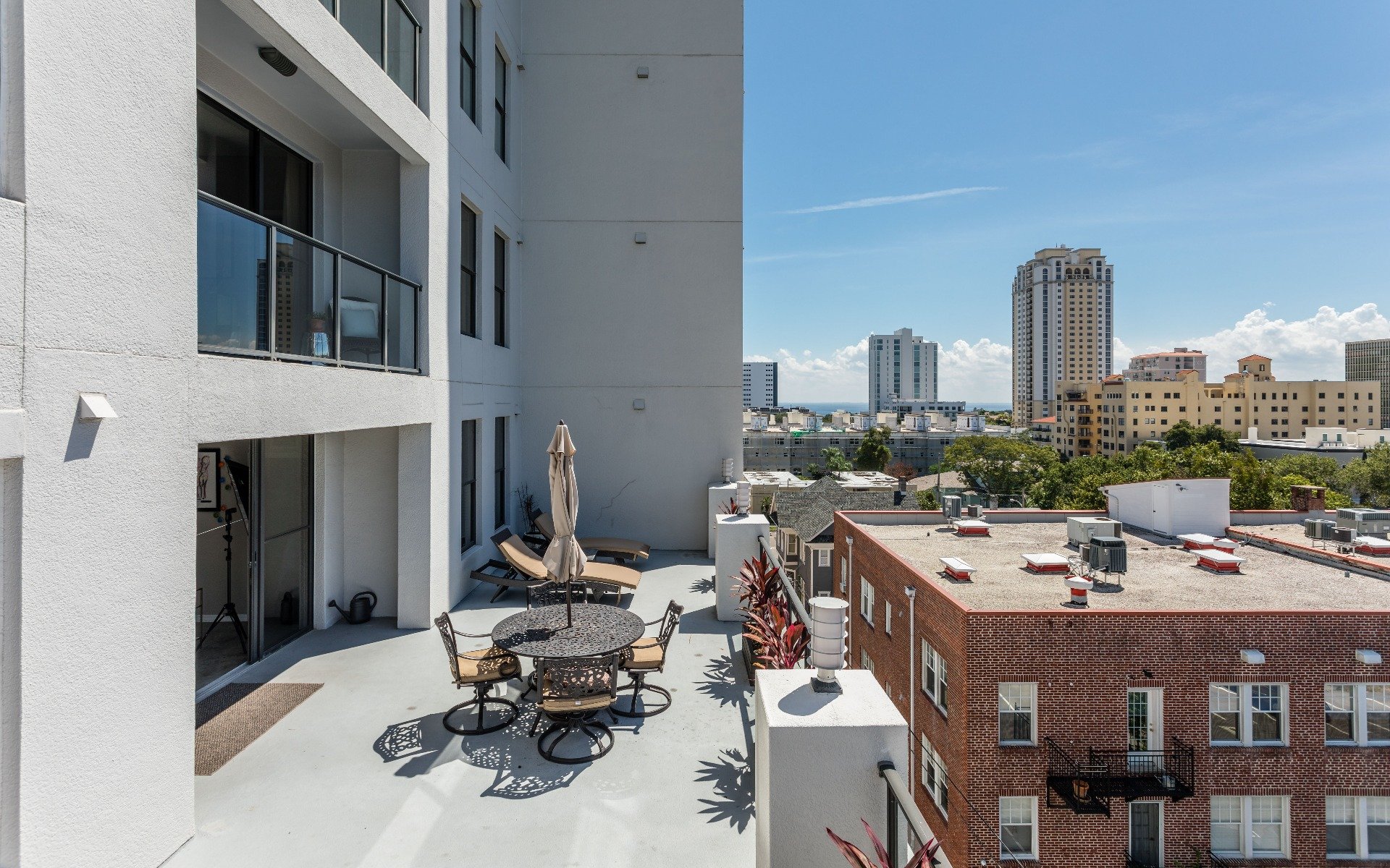 226 5th Ave N, #M-04
