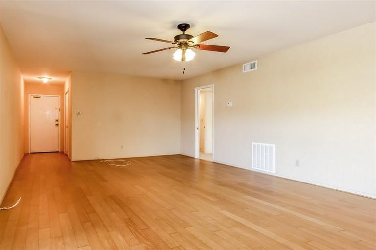 382 E California Blvd, #205