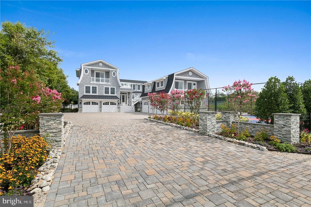 25 Long Beach Blvd, #A