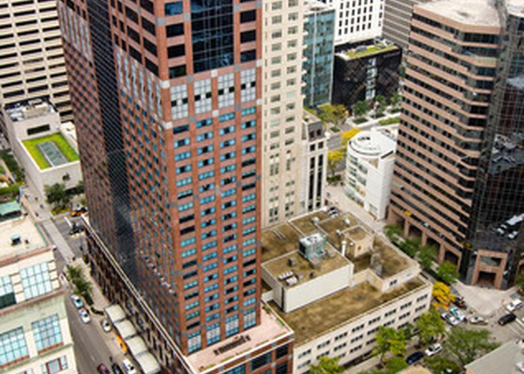 30 E Huron ST 4501