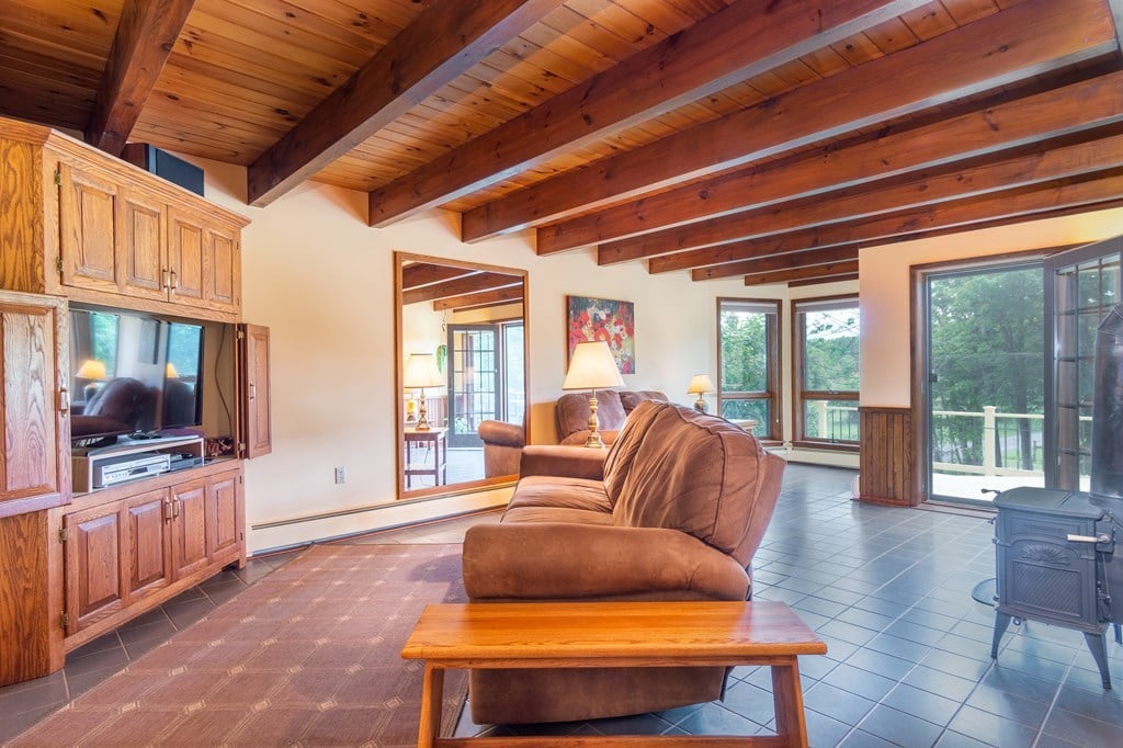 1393 Lamb Rd